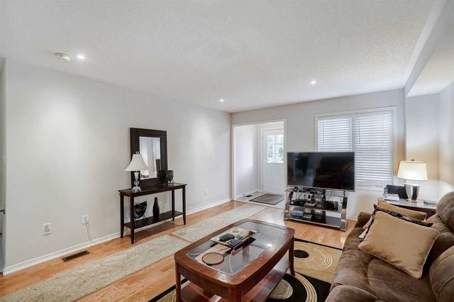 406 Laundon Terr, House attached with 3 bedrooms, 3 bathrooms and 3 parking in Milton ON | Image 24
