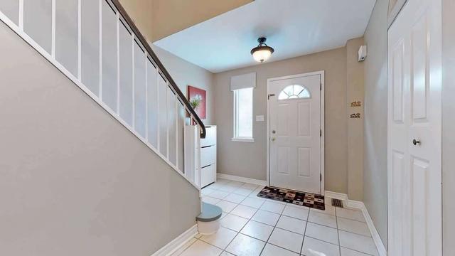 50 Porterfield Cres, Townhouse with 3 bedrooms, 2 bathrooms and 2 parking in Markham ON | Image 23