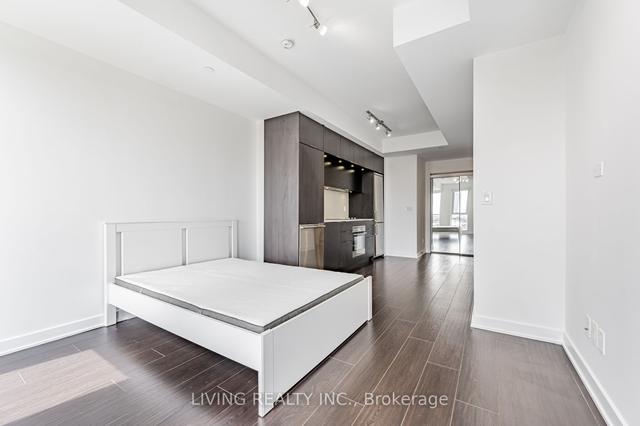 1105 - 170 Sumach St, Condo with 0 bedrooms, 1 bathrooms and 0 parking in Toronto ON | Image 1