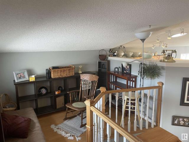 13639 - 13639 129 Av Nw, House detached with 3 bedrooms, 3 bathrooms and null parking in Edmonton AB | Image 4