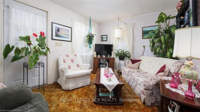 350 Main Street W. St, House detached with 2 bedrooms, 1 bathrooms and 4 parking in West Grey ON | Image 25