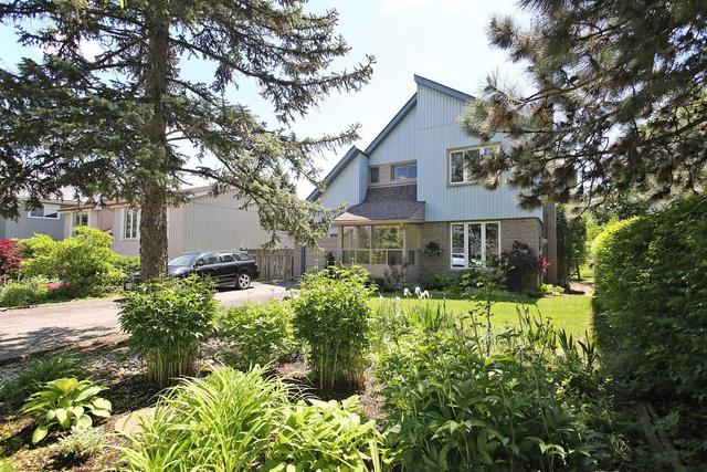 47 Alpha Mills Rd, House detached with 3 bedrooms, 2 bathrooms and 5 parking in Mississauga ON | Image 10