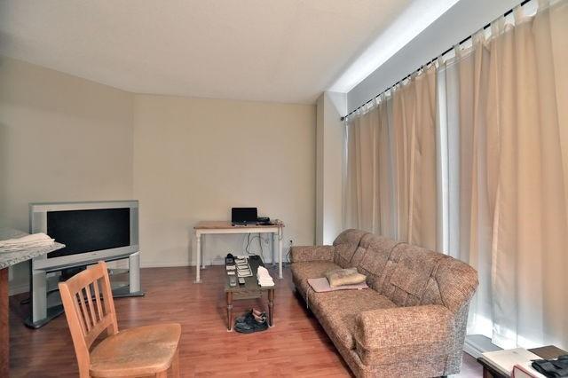 917 - 135 James St S, Condo with 1 bedrooms, 1 bathrooms and null parking in Hamilton ON | Image 3