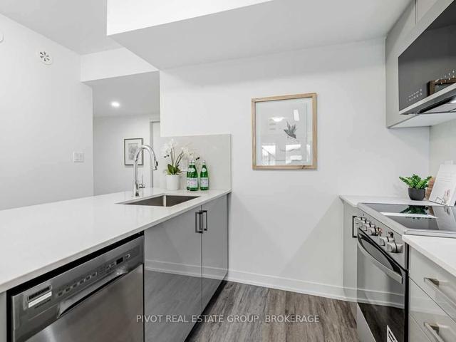 106 - 12 Marquette Ave, Townhouse with 1 bedrooms, 1 bathrooms and 0 parking in Toronto ON | Image 9