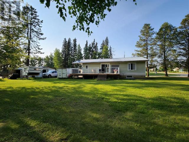 5103 51 Avenue, House detached with 2 bedrooms, 2 bathrooms and 4 parking in Yellowhead County AB | Image 1