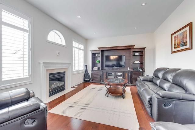 3155 Velebit Park Blvd, House detached with 4 bedrooms, 4 bathrooms and 4 parking in Burlington ON | Image 38
