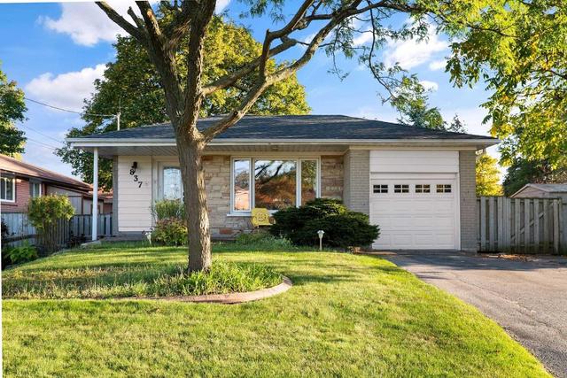 837 Moretta Ave, House detached with 3 bedrooms, 2 bathrooms and 5 parking in Pickering ON | Image 1