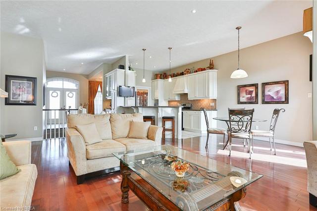 24 Zavarella Court, House detached with 2 bedrooms, 2 bathrooms and 6 parking in Brant ON | Image 13