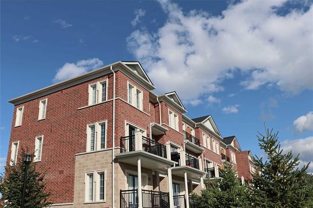 C 18 - 26 Bruce St, Townhouse with 3 bedrooms, 3 bathrooms and 2 parking in Vaughan ON | Image 12