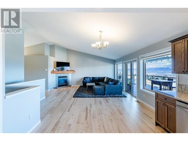 1623 Sunrise Road, House detached with 5 bedrooms, 3 bathrooms and 5 parking in Kelowna BC | Image 10
