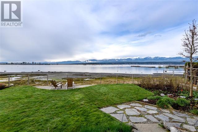 57 Jane Pl, House detached with 3 bedrooms, 3 bathrooms and 2 parking in Comox BC | Image 40