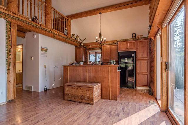 1091 Corkscrew Road, House detached with 4 bedrooms, 3 bathrooms and 7 parking in Spallumcheen BC | Card Image