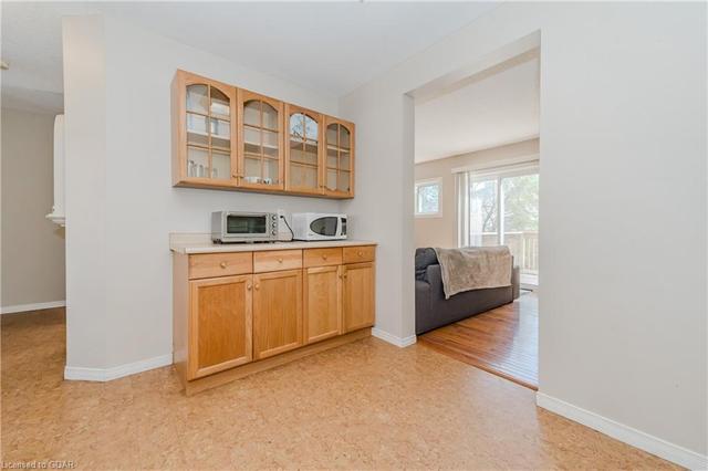 2 - 240 London Road W, House attached with 3 bedrooms, 1 bathrooms and 1 parking in Guelph ON | Image 2