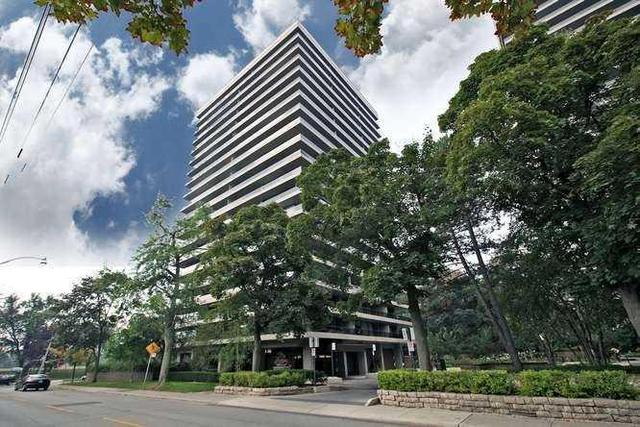 2001 - 10 Avoca Ave, Condo with 2 bedrooms, 2 bathrooms and 1 parking in Toronto ON | Image 20