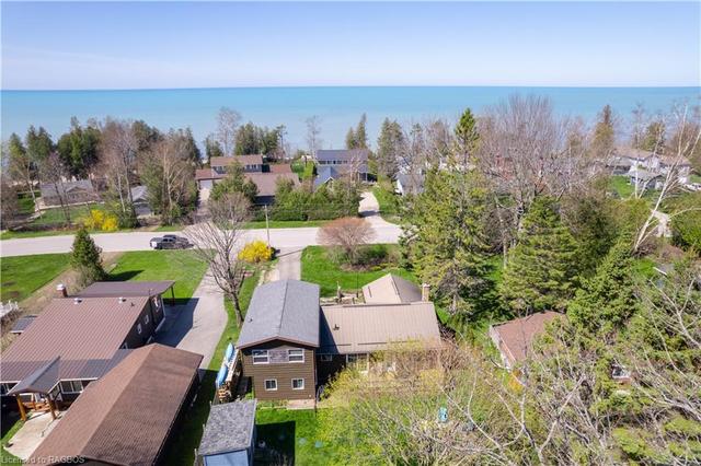 180 Huron Road, House detached with 4 bedrooms, 2 bathrooms and 4 parking in Huron Kinloss ON | Image 23