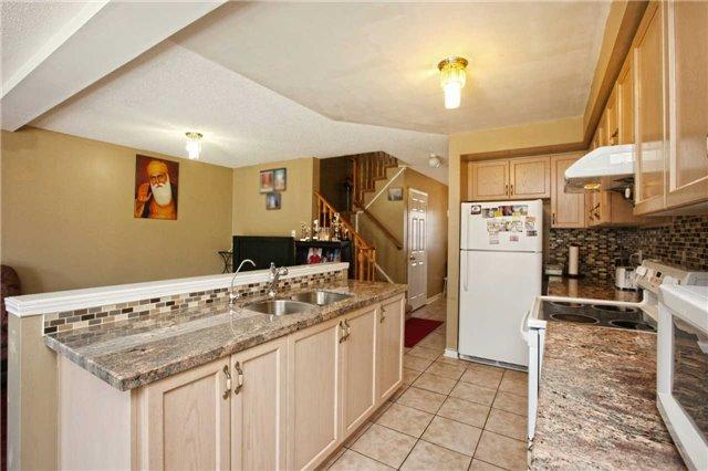 81 Zia Dodda Cres, House attached with 3 bedrooms, 4 bathrooms and 2 parking in Brampton ON | Image 7