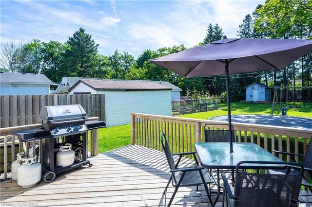 1661 8th Avenue E, House detached with 3 bedrooms, 1 bathrooms and 4 parking in Owen Sound ON | Image 29