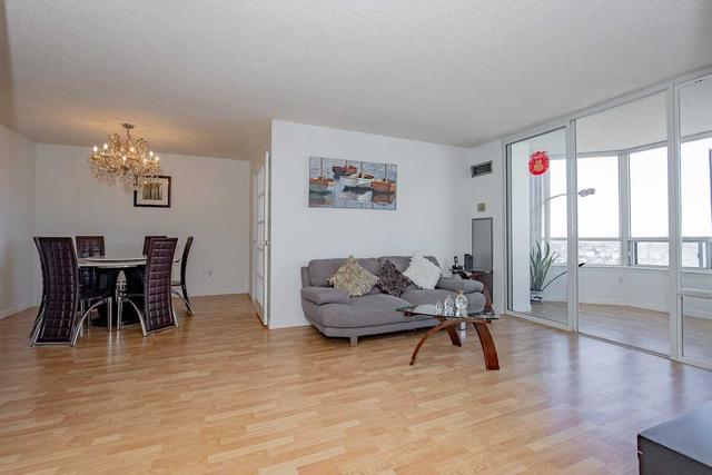 1012 - 350 Alton Towers Circ, Condo with 2 bedrooms, 2 bathrooms and 2 parking in Toronto ON | Image 26