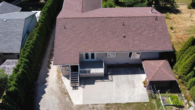 303 Nelson Avenue, House detached with 4 bedrooms, 4 bathrooms and null parking in Nakusp BC | Image 53