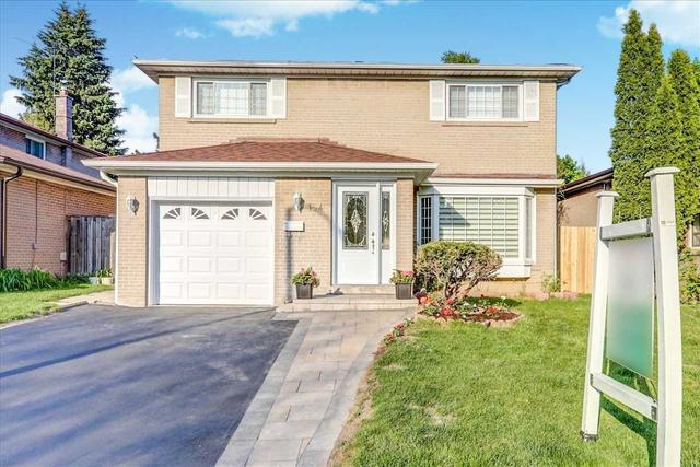 154 Merkley Sq, House detached with 4 bedrooms, 3 bathrooms and 3 parking in Toronto ON | Image 1
