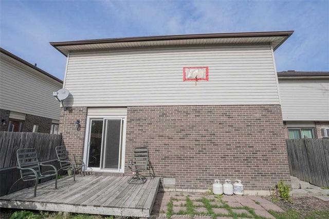 9335 Bayswater Crt, House detached with 3 bedrooms, 2 bathrooms and 2 parking in Windsor ON | Image 13