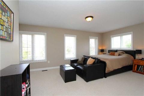 2051 Solar Pl, House detached with 4 bedrooms, 5 bathrooms and 2 parking in Oshawa ON | Image 14