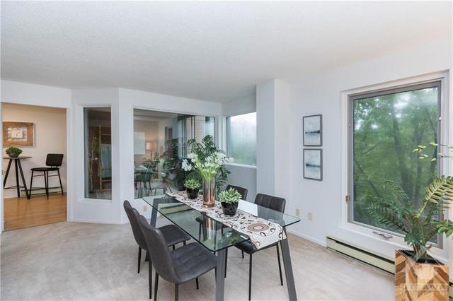 4 - 100 Rideau Terrace, Condo with 3 bedrooms, 2 bathrooms and 1 parking in Ottawa ON | Image 9