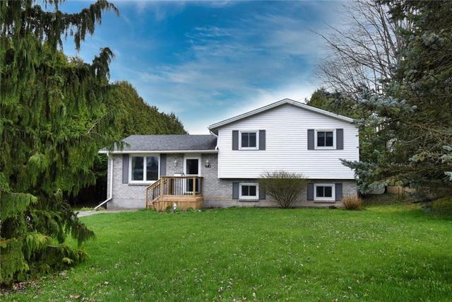 218 Mechanic Street W, House detached with 4 bedrooms, 1 bathrooms and 6 parking in Norfolk County ON | Image 1