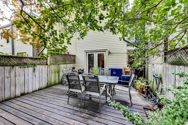 19 Laurier Ave, House attached with 4 bedrooms, 3 bathrooms and 0 parking in Toronto ON | Image 30