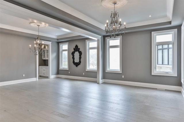 23 Petrolia Crt, House detached with 5 bedrooms, 7 bathrooms and 5 parking in Richmond Hill ON | Image 17