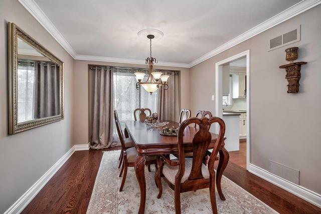 435 Golden Meadow Tr, House detached with 4 bedrooms, 4 bathrooms and 4 parking in Oakville ON | Image 3