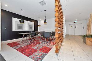 3302 - 21 Iceboat Terr, Condo with 1 bedrooms, 1 bathrooms and 1 parking in Toronto ON | Image 24