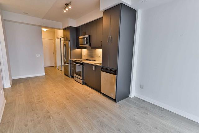 2018 - 7895 Jane St, Condo with 1 bedrooms, 1 bathrooms and 0 parking in Vaughan ON | Image 6