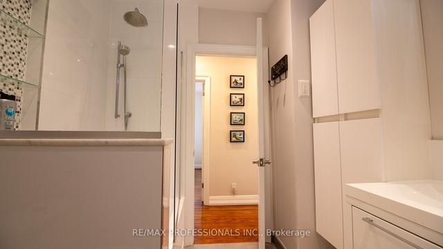 11 Brynston Rd, House detached with 4 bedrooms, 3 bathrooms and 5 parking in Toronto ON | Image 9