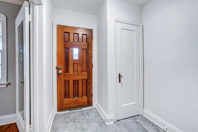 198 Woodville Ave, House semidetached with 3 bedrooms, 2 bathrooms and 2 parking in Toronto ON | Image 23