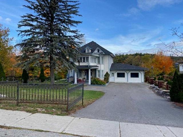 5 Sherbourne St N, House detached with 5 bedrooms, 6 bathrooms and 6 parking in Bancroft ON | Image 1