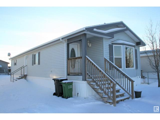 1637 68 Av Nw, Home with 2 bedrooms, 2 bathrooms and null parking in Edmonton AB | Image 4