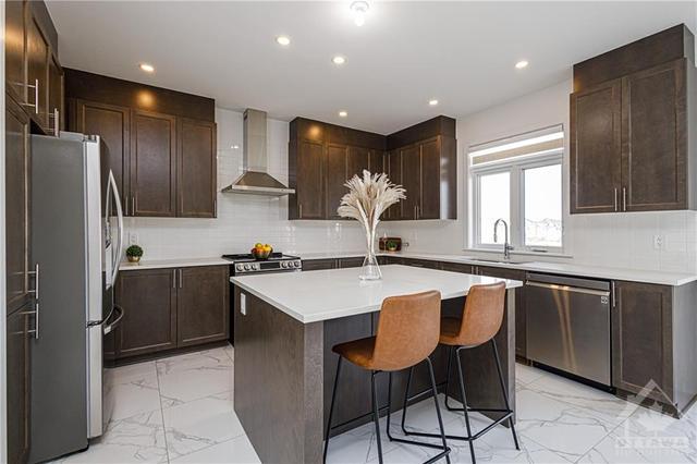 802 Wooler Place, House detached with 4 bedrooms, 5 bathrooms and 6 parking in Ottawa ON | Image 14