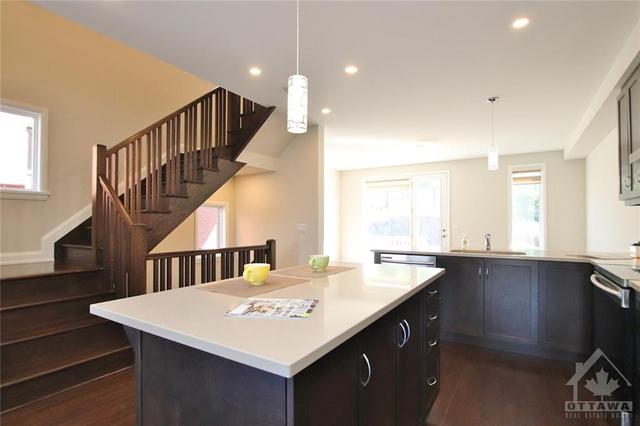 111 Boundstone Way, Home with 4 bedrooms, 3 bathrooms and 2 parking in Ottawa ON | Image 12