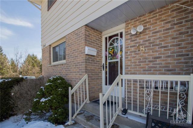 18 - 1263 Millwood Avenue, Townhouse with 4 bedrooms, 2 bathrooms and 1 parking in Brockville ON | Image 2