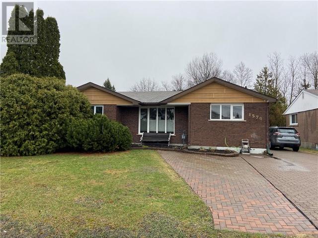 1570 Crestmoor, House detached with 4 bedrooms, 2 bathrooms and null parking in Greater Sudbury ON | Image 1