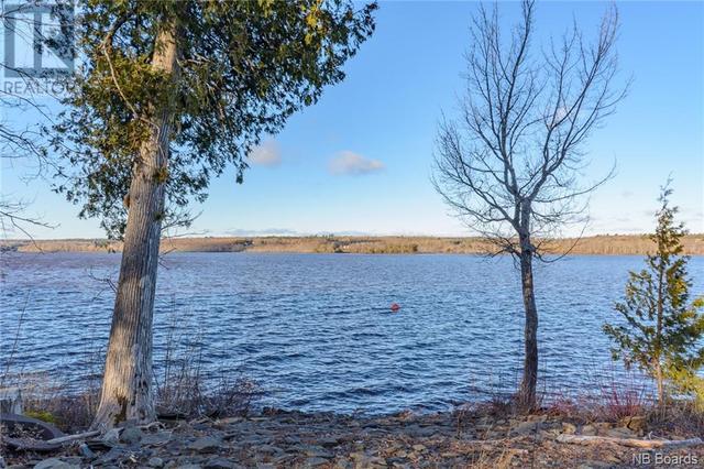 2162 Waterside Drive, House detached with 3 bedrooms, 1 bathrooms and null parking in Cambridge Narrows NB | Image 45