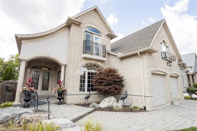 62 Carmichael Crescent, House detached with 4 bedrooms, 4 bathrooms and 4 parking in Brantford ON | Image 2
