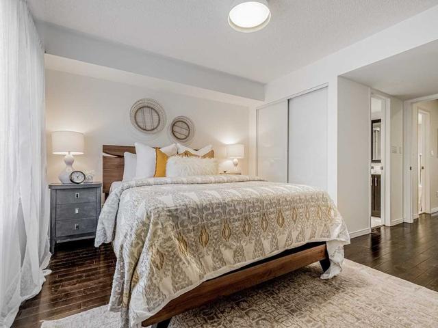 70 - 55 Turntable Cres, Townhouse with 3 bedrooms, 2 bathrooms and 1 parking in Toronto ON | Image 19
