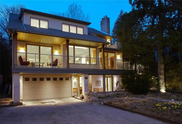 96 Undercliff Dr, House detached with 4 bedrooms, 4 bathrooms and 4 parking in Toronto ON | Image 1