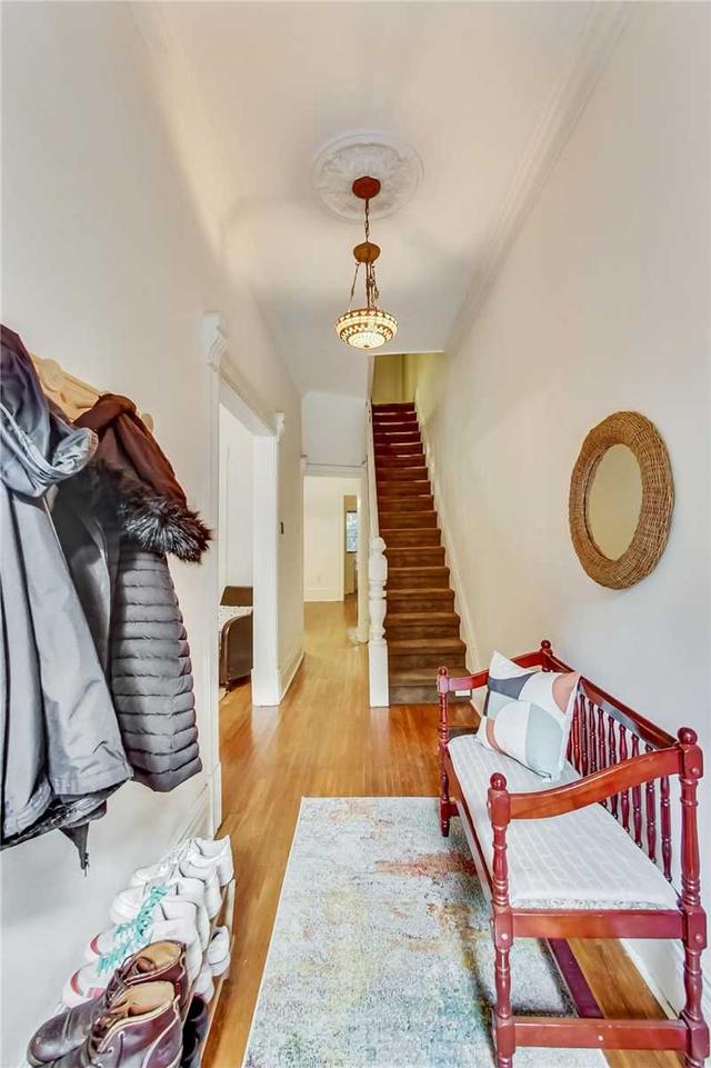 19 Laurier Ave, House attached with 4 bedrooms, 3 bathrooms and 0 parking in Toronto ON | Image 33