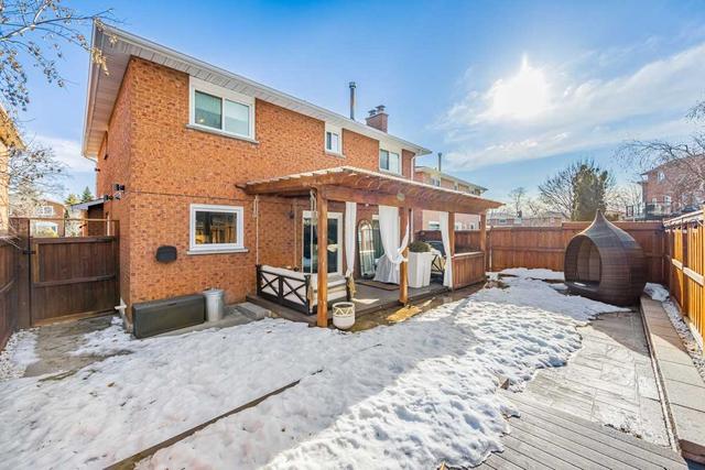 763 Woburn Woods Lane, House detached with 4 bedrooms, 4 bathrooms and 6 parking in Mississauga ON | Image 32