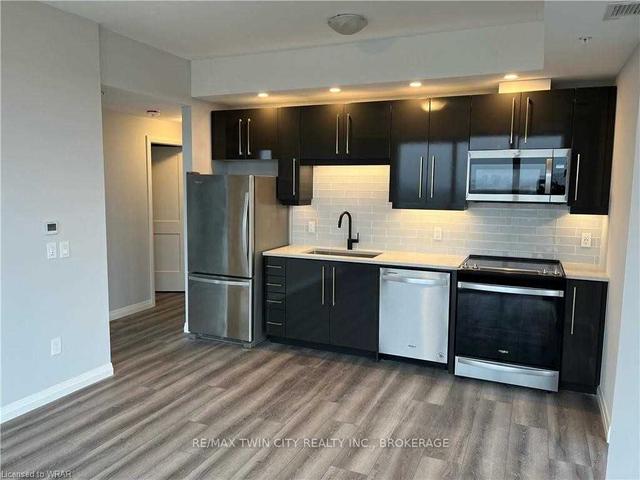 2108 - 108 Garment St, Condo with 2 bedrooms, 2 bathrooms and 1 parking in Kitchener ON | Image 2