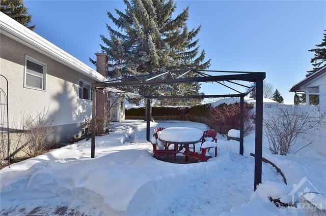 8 Andover Place, House detached with 4 bedrooms, 2 bathrooms and 4 parking in Ottawa ON | Image 25