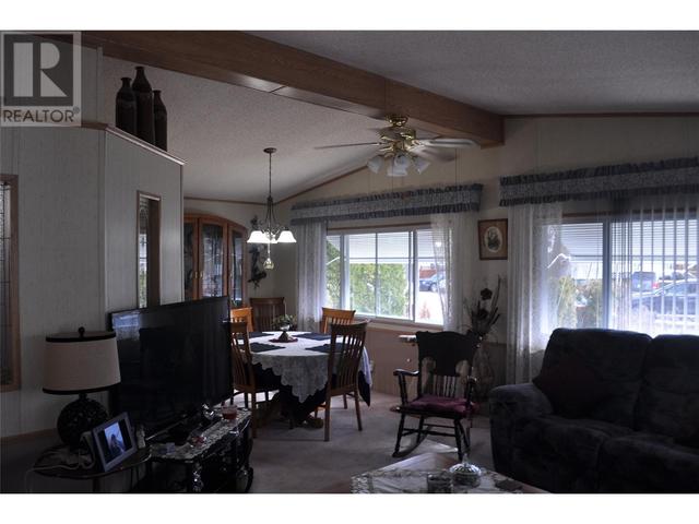 12 - 3999 Skaha Lake Road, House other with 2 bedrooms, 2 bathrooms and null parking in Penticton 1 BC | Image 18